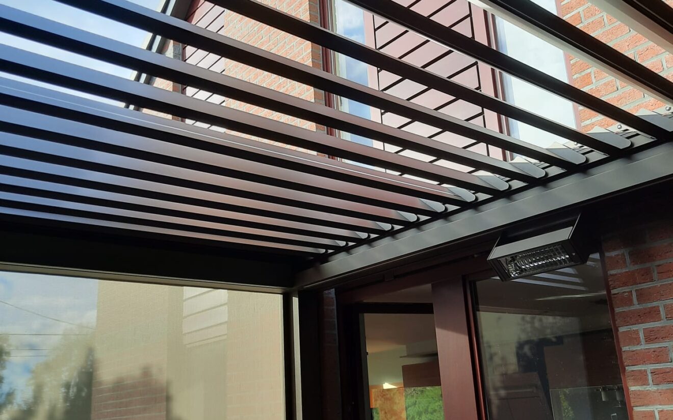 01-20-lamellendach-led